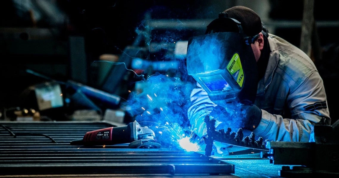 Άναψαν «φωτιές» οι δασμοί Τραμπ: Οι υπουργοί Οικονομικών των G-7 προειδοποιούν με εμπορικό πόλεμο